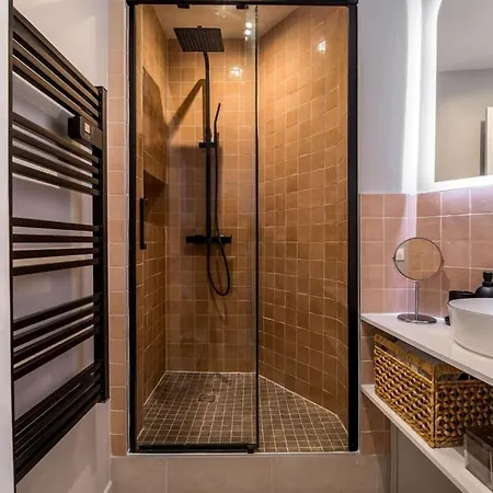 Spacious - 5e Apartment *